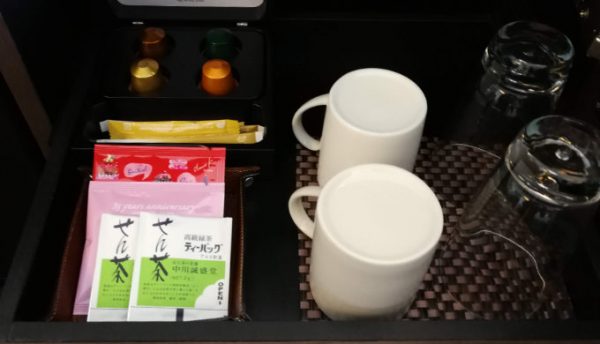 お茶も常備されています